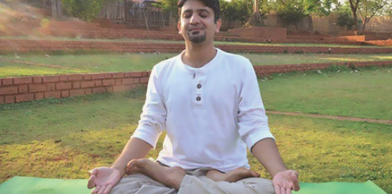 The Correct Posture to Meditate : Secrets of Meditation - 6 | The Art ...